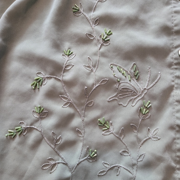 Pretty Vintage Beaded Blouse - Picture 2 of 5